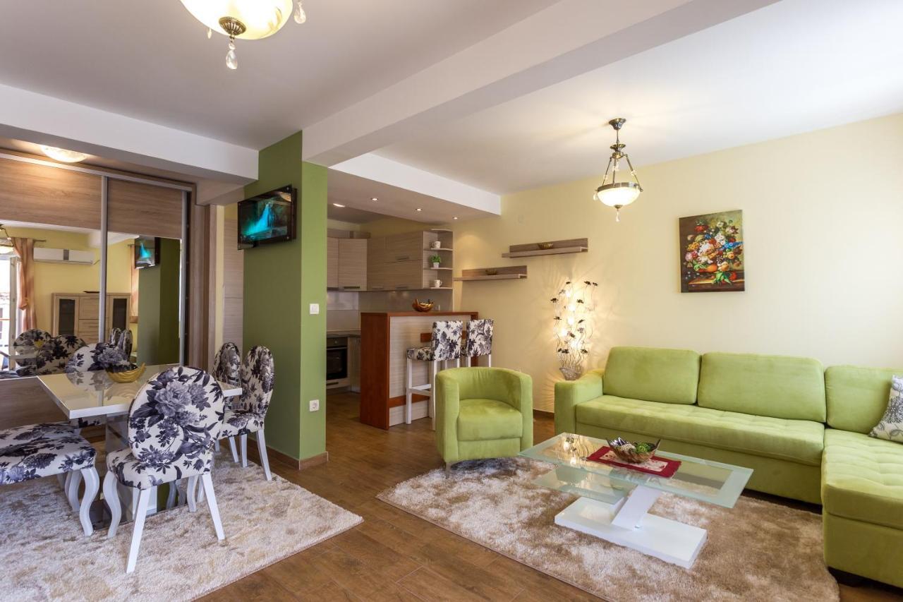 Apartments Rivijera Herceg Novi Exterior foto